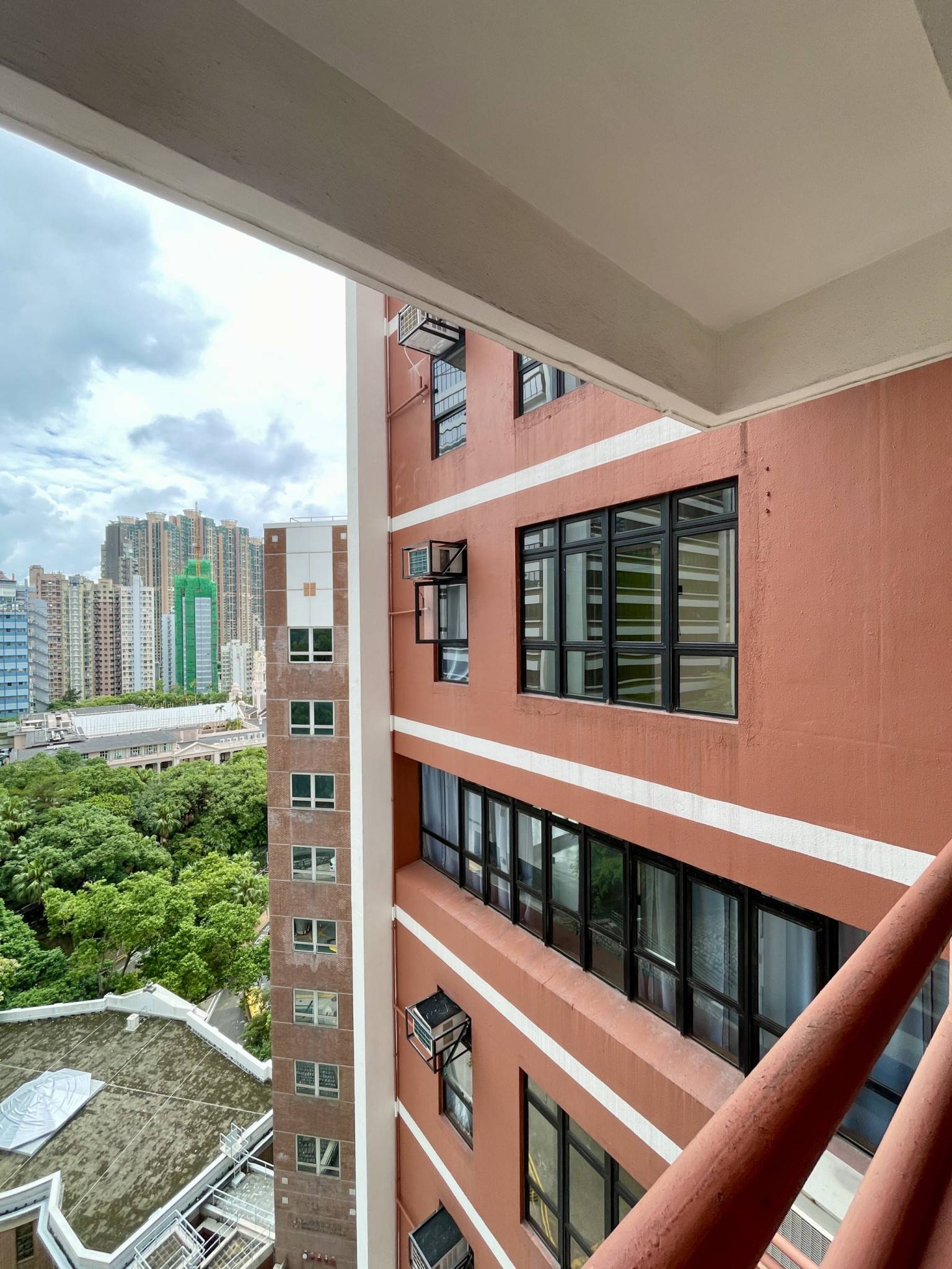 Swire facade